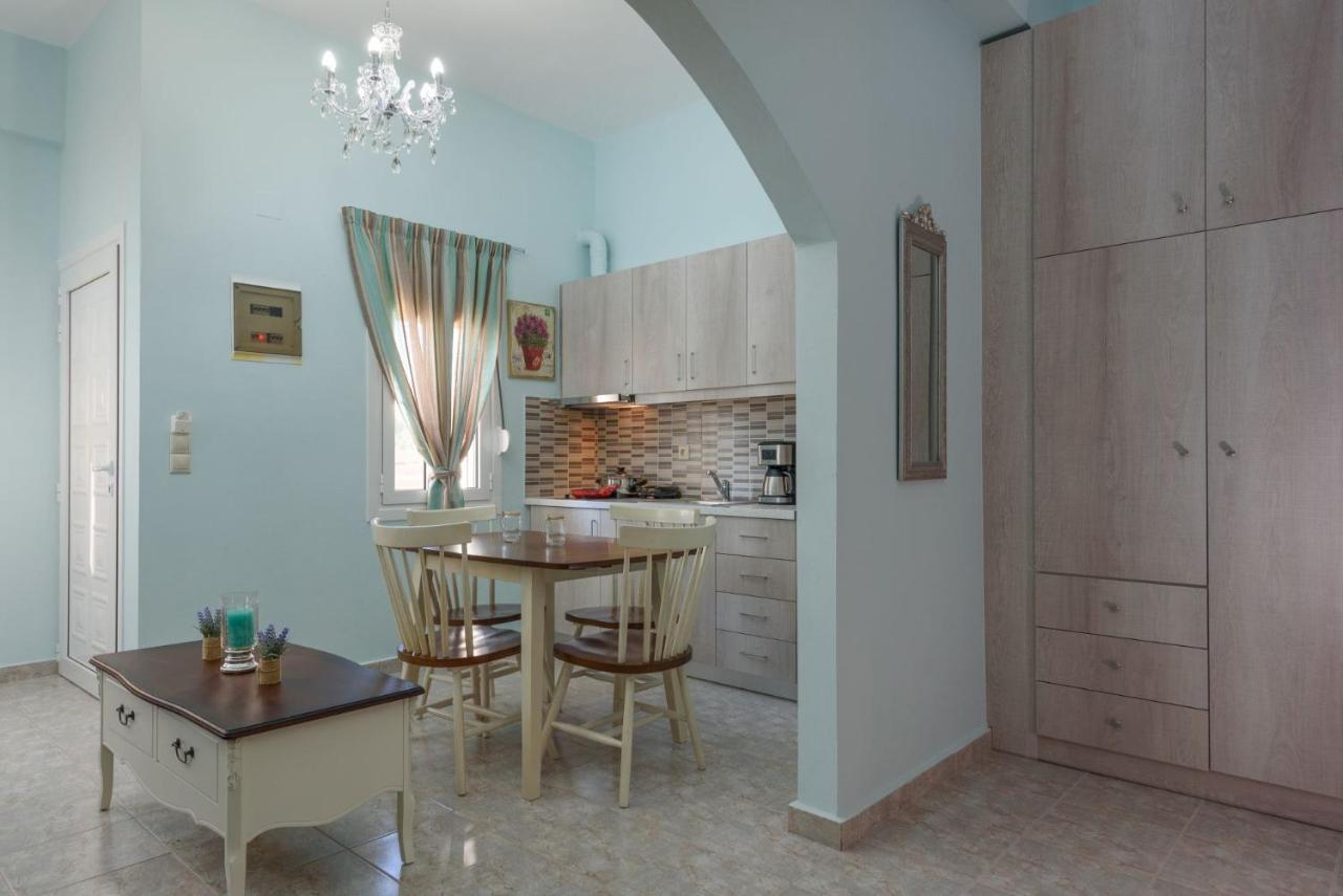 Spyros Apartments With Pool Kalamáki Kültér fotó